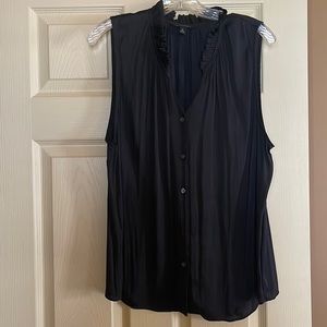 Black sleeveless top size XL